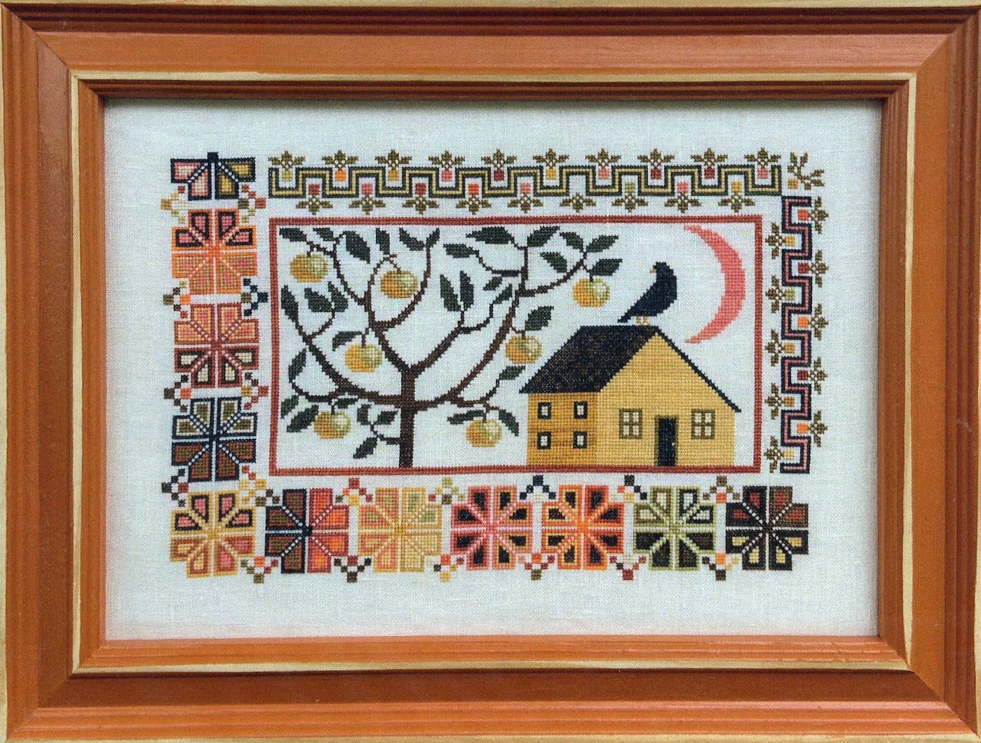 Golden Delicious - The Artsy Housewife - Cross Stitch Pattern