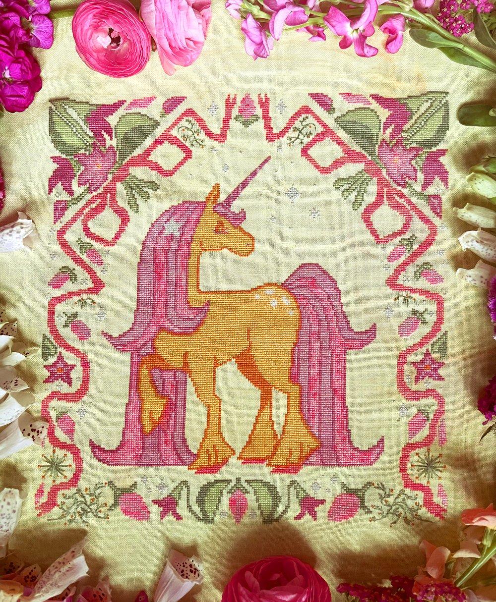 Lesbian Pride Tapestry - Uncanny Kari x Dee's 20 Stitches - Cross Stitch Pattern