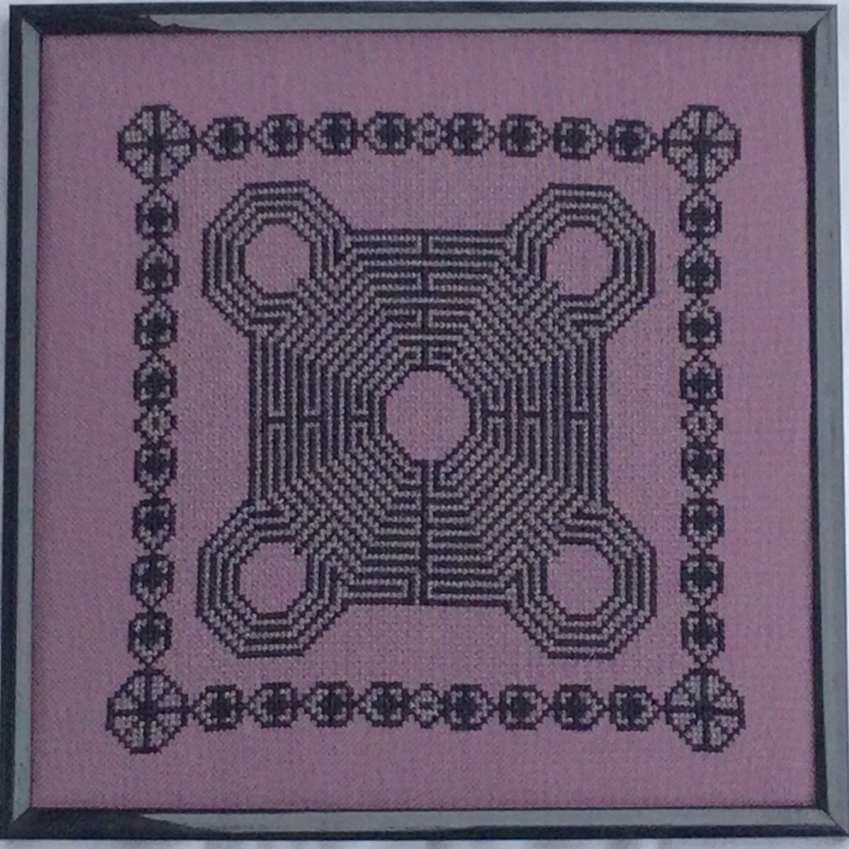 Labyrinth of Reims Cathedral - WorksByABC - Cross Stitch Pattern