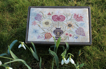 Flowerbox - Thistles - Cross Stitch Pattern