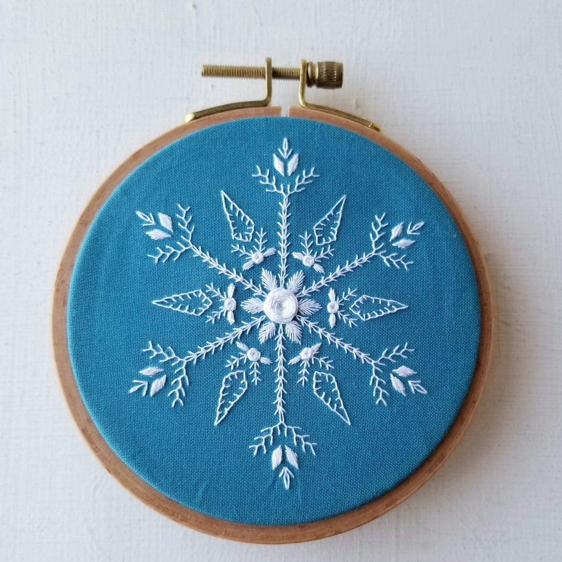 Mini Snowflake Sampler Ornament Embroidery Kit - Jessica Long Embroidery