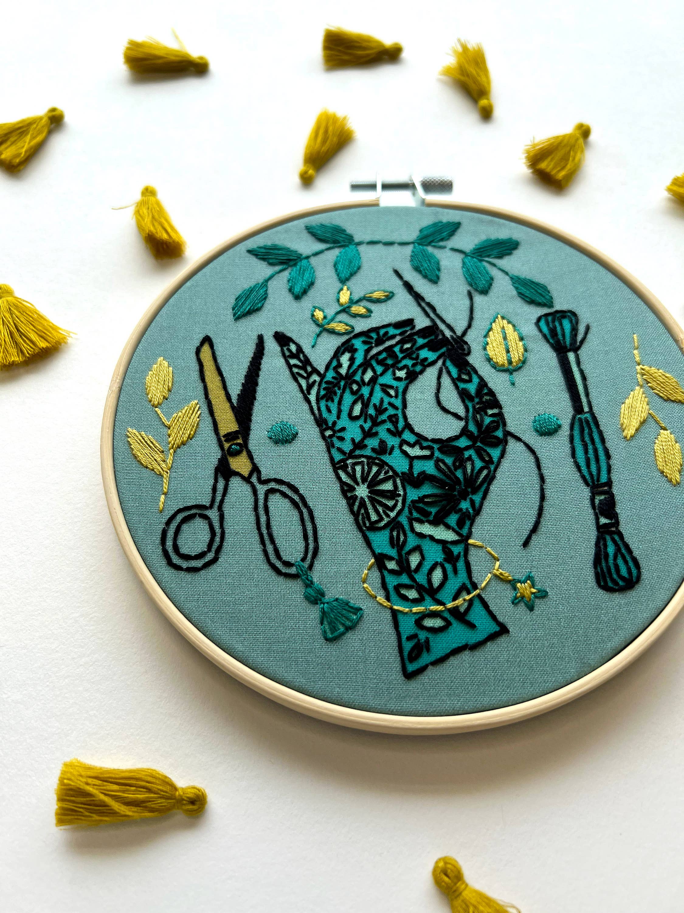 Maker Embroidery Kit - Rikrack
