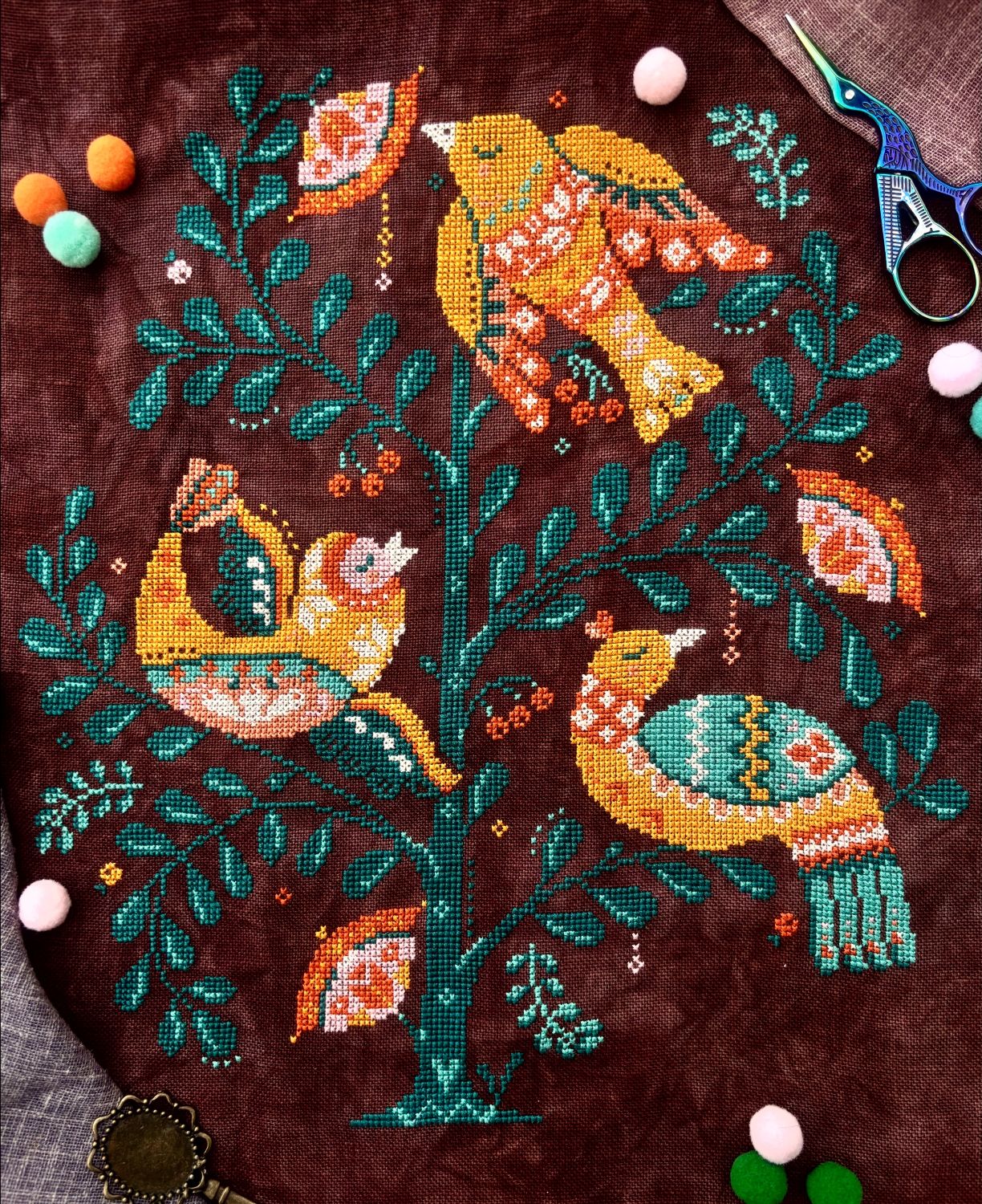 Songbirds and Berries - Quaternion Creations - Cross Stitch Pattern [Needlework Marketplace 2026]
