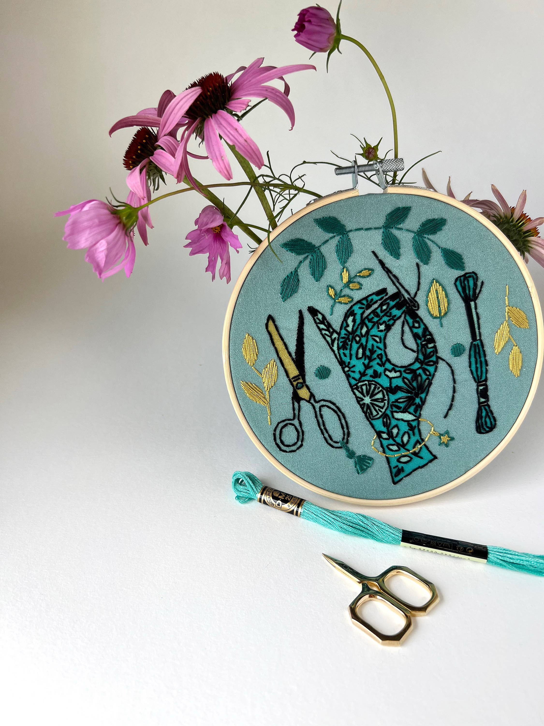 Maker Embroidery Kit - Rikrack