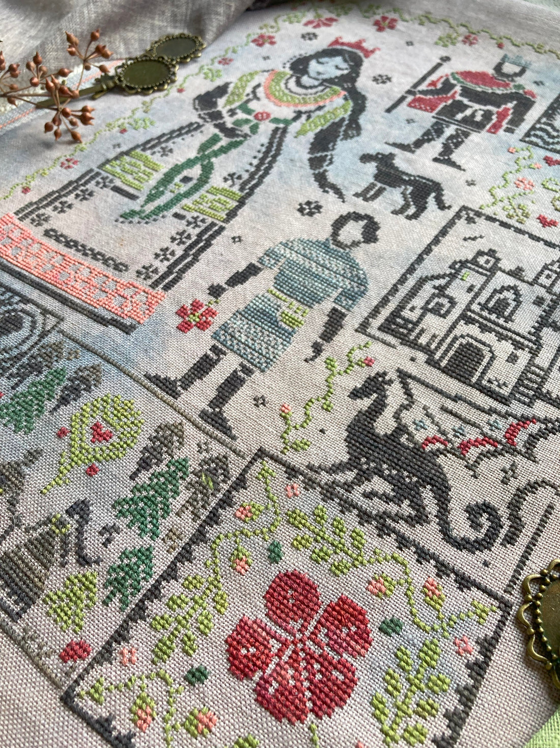 Isolde - Quaternion Creations - Cross Stitch Pattern [Needlework Marketplace 2025]