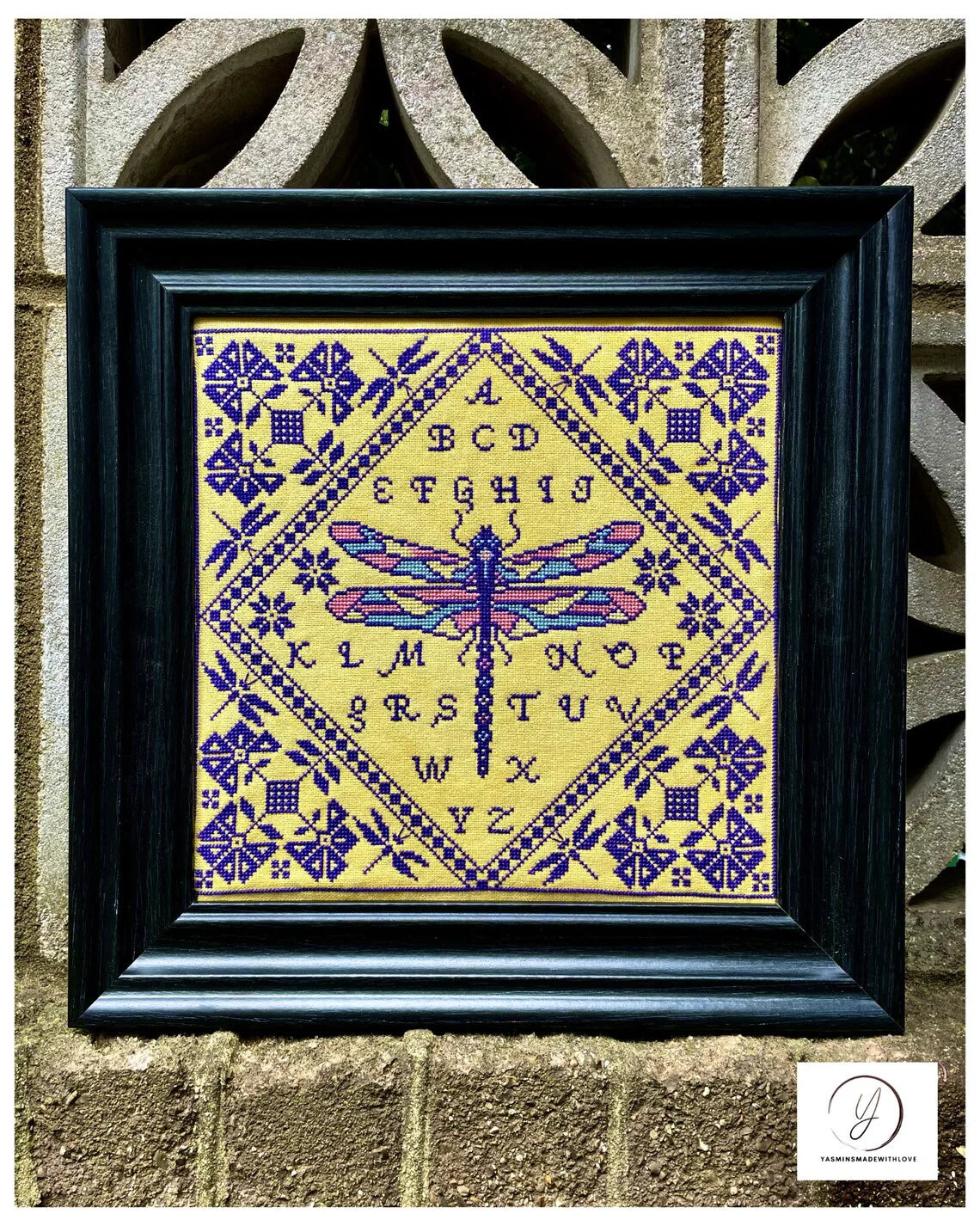 Dragonfly Quaker - Yasmine's Made with Love - Cross Stitch Pattern