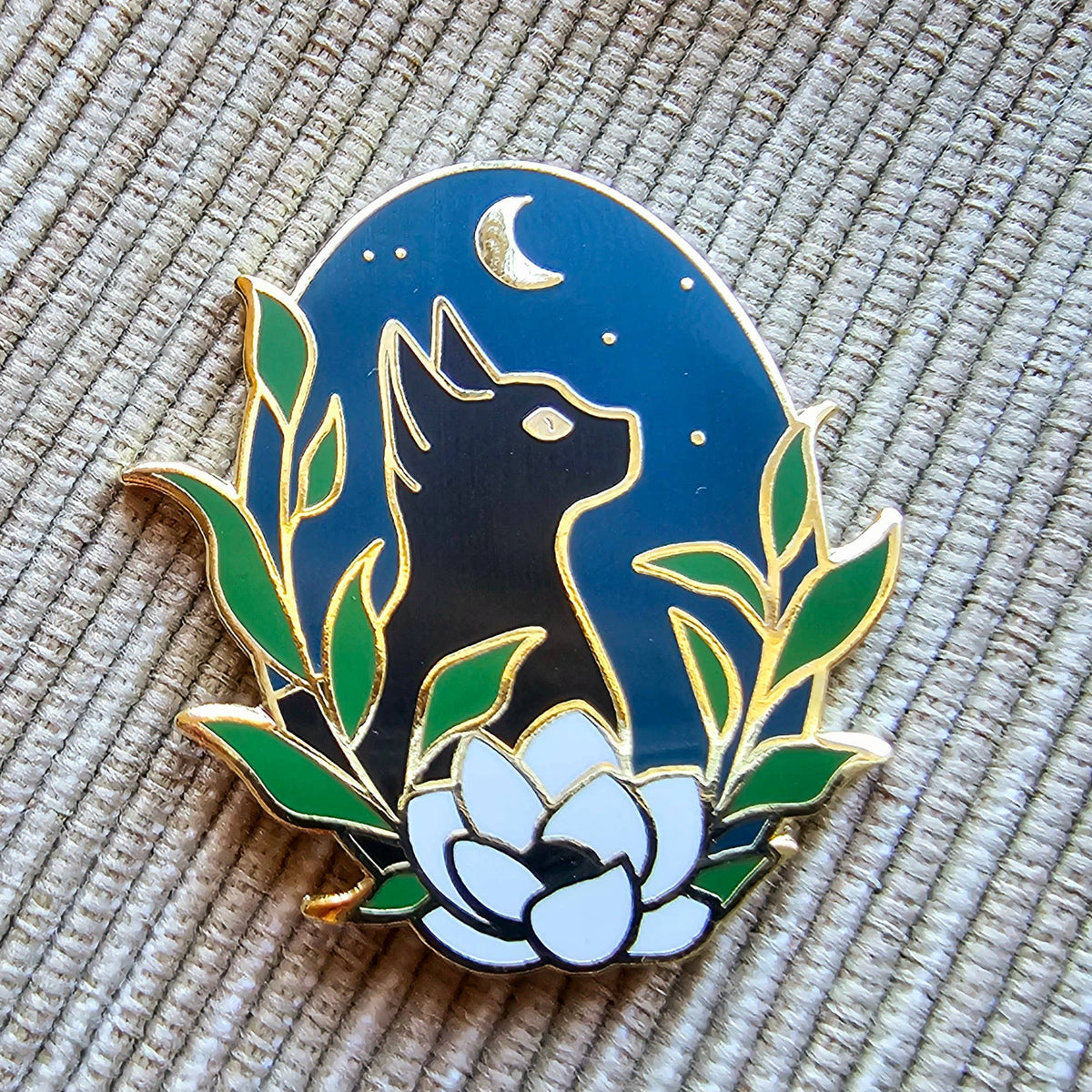 Black Cat Enamel Needle Minder - Jessica Long Embroidery