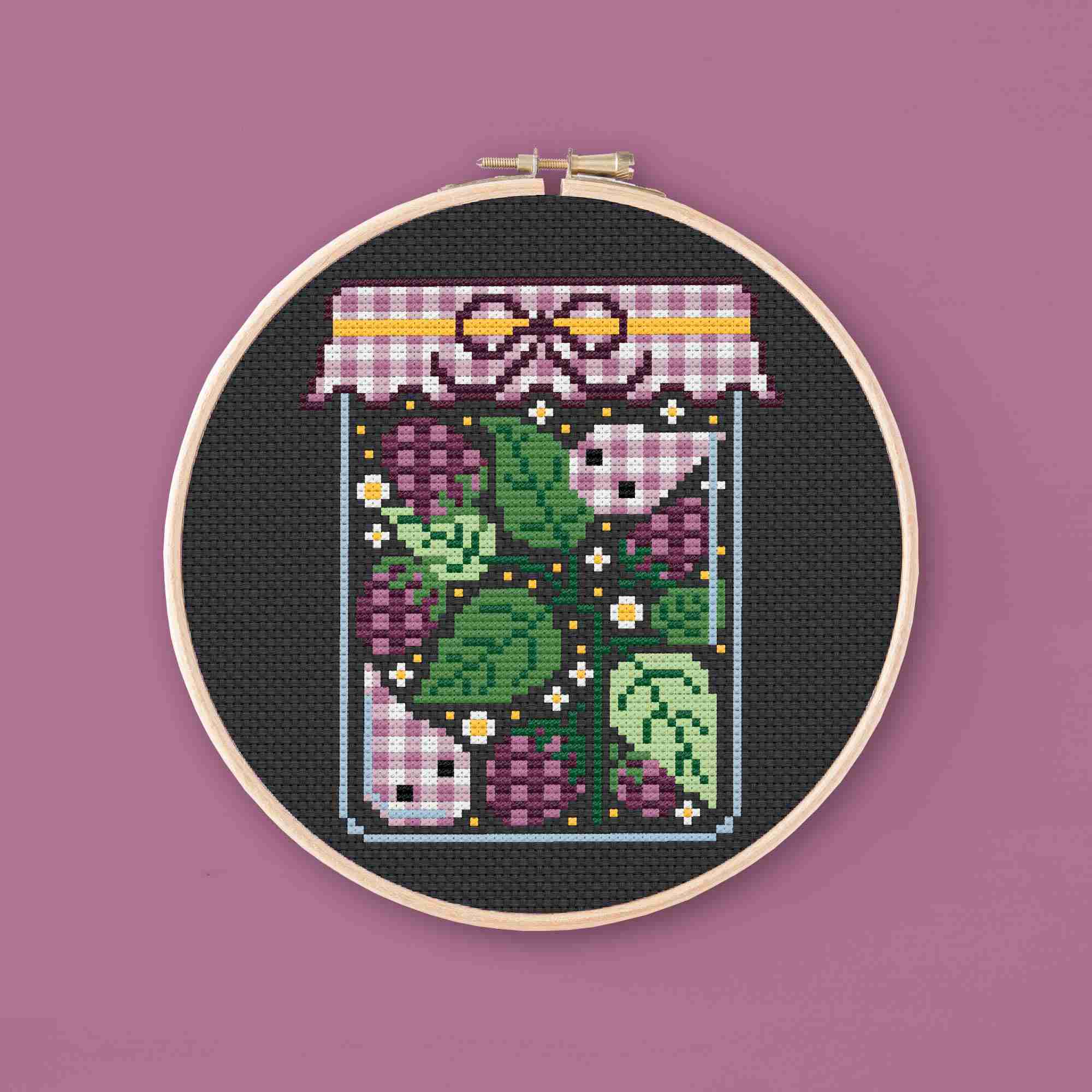 Enchanted Berries 4 - Blackberry - Una Buena Pieza - Cross Stitch Pattern