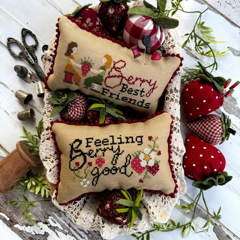 Strawberry Pincushions - PuntiniPuntini - Cross Stitch Pattern [Nashville 2026]