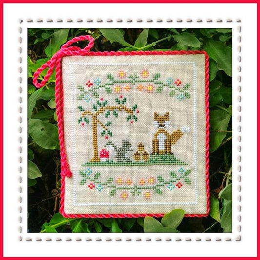Welcome to the Forest (6/7) - Forest Fox and Friends - The Starlight Stitchery