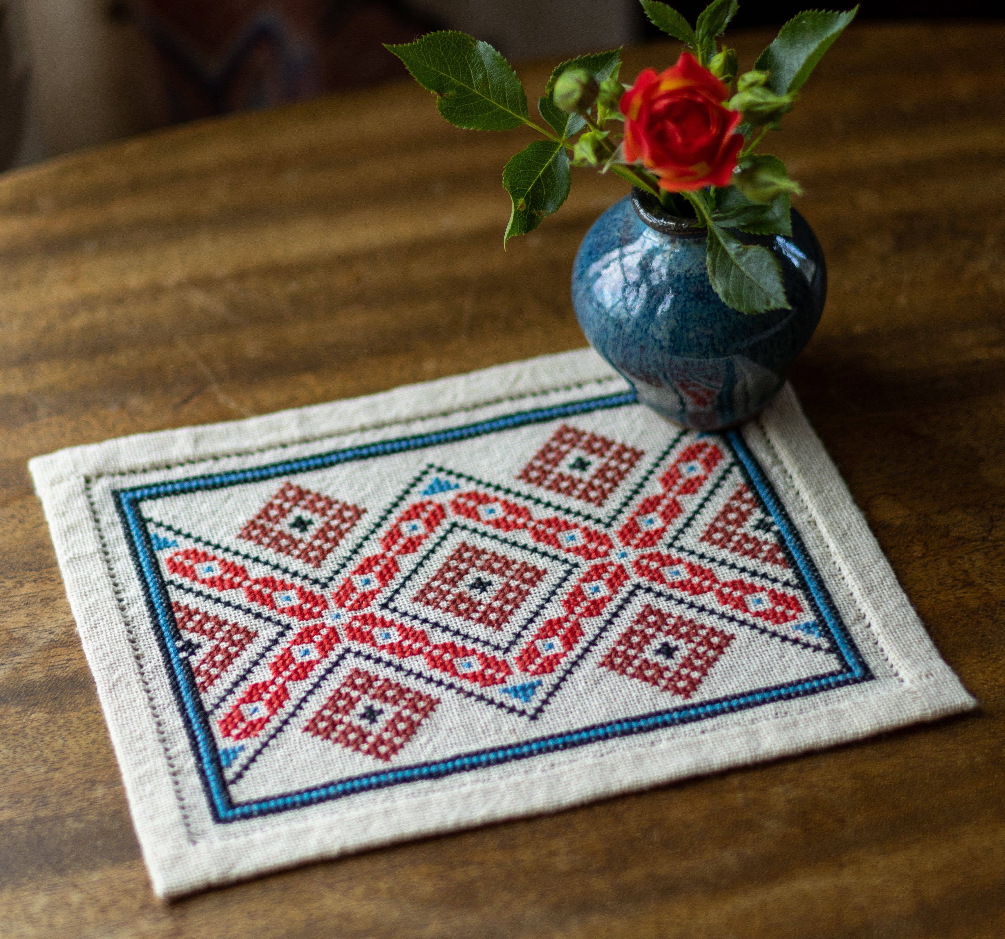 Balkan Diamond and Arrow BitKit - Avlea Folk Embroidery - Cross Stitch Kit