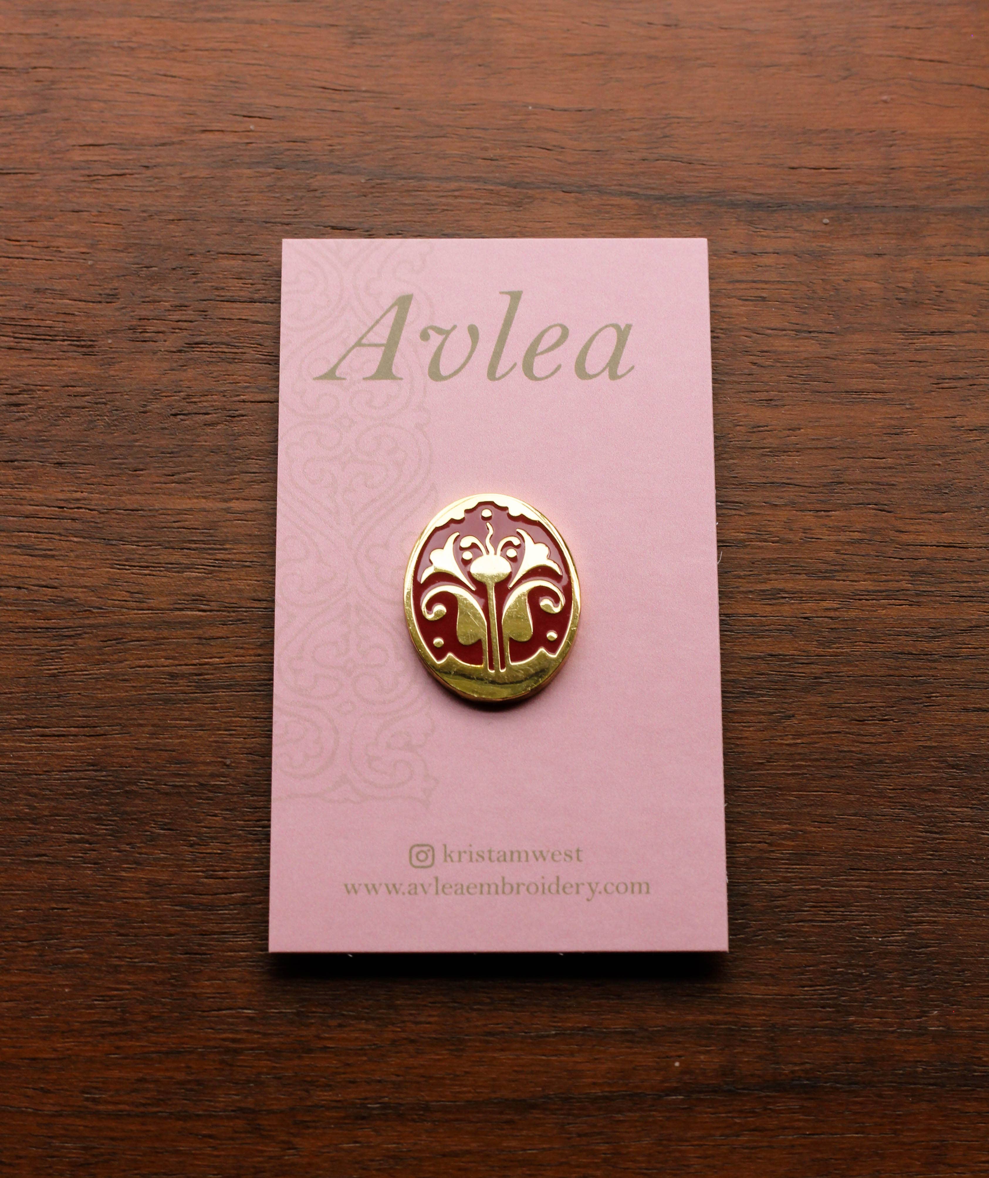 Rhodora Enamel Needle Minder - Avlea Folk Embroidery - Cross Stitch Notions