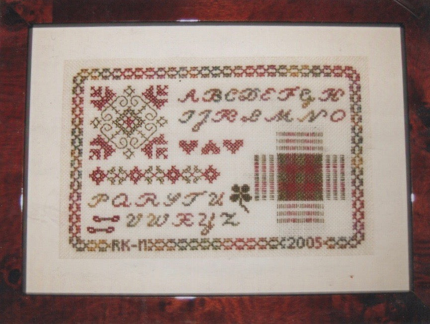 Darning Sampler (Simply Samplers) - The Needle's Content - Cross Stitch Pattern