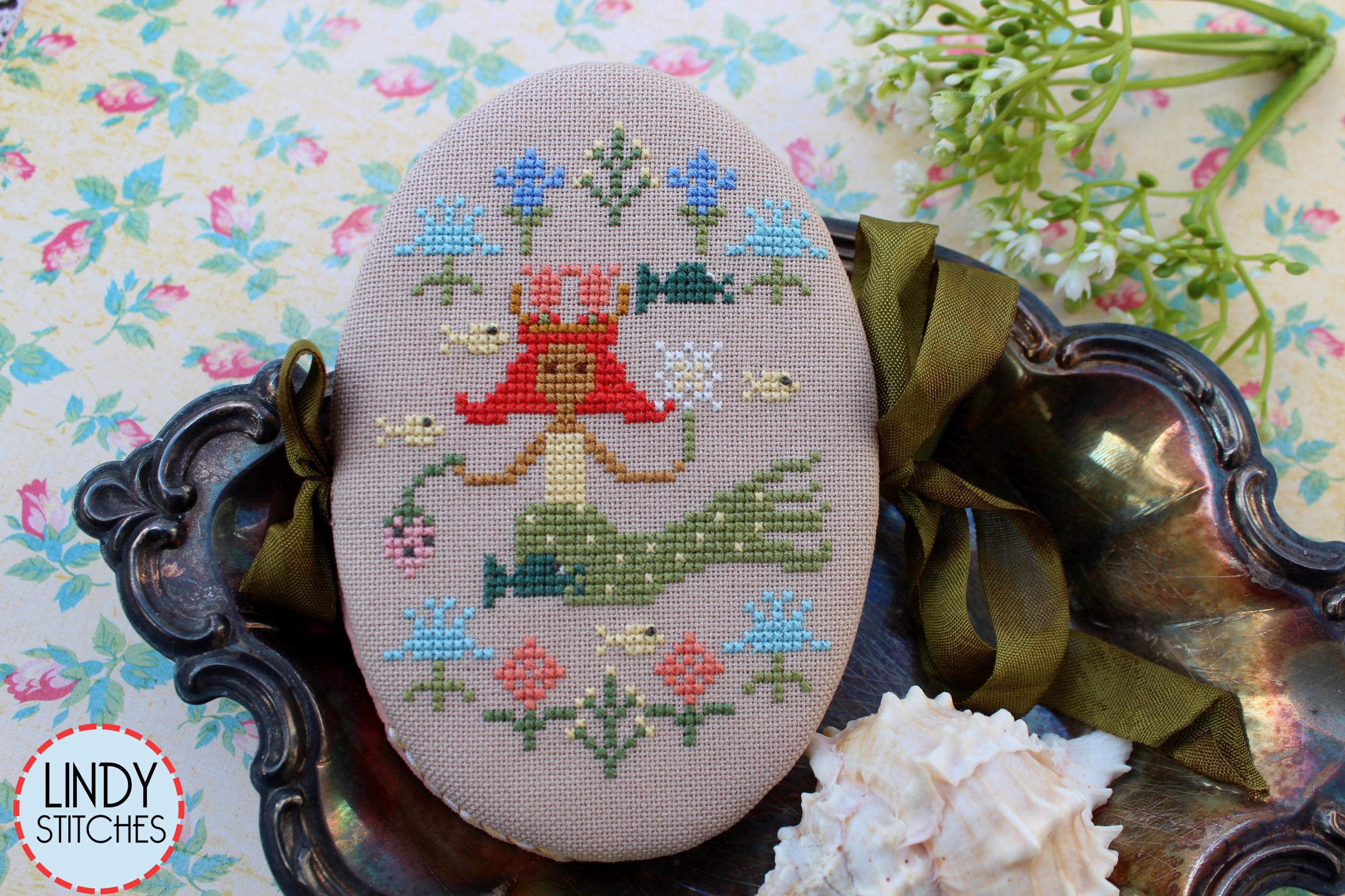 Mermaid's May Pinbook - Lindy Stitches - Cross Stitch Pattern