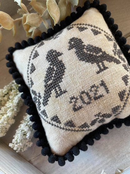 Blackbird Quaker - Frog Cottage Designs - Cross Stitch Pattern