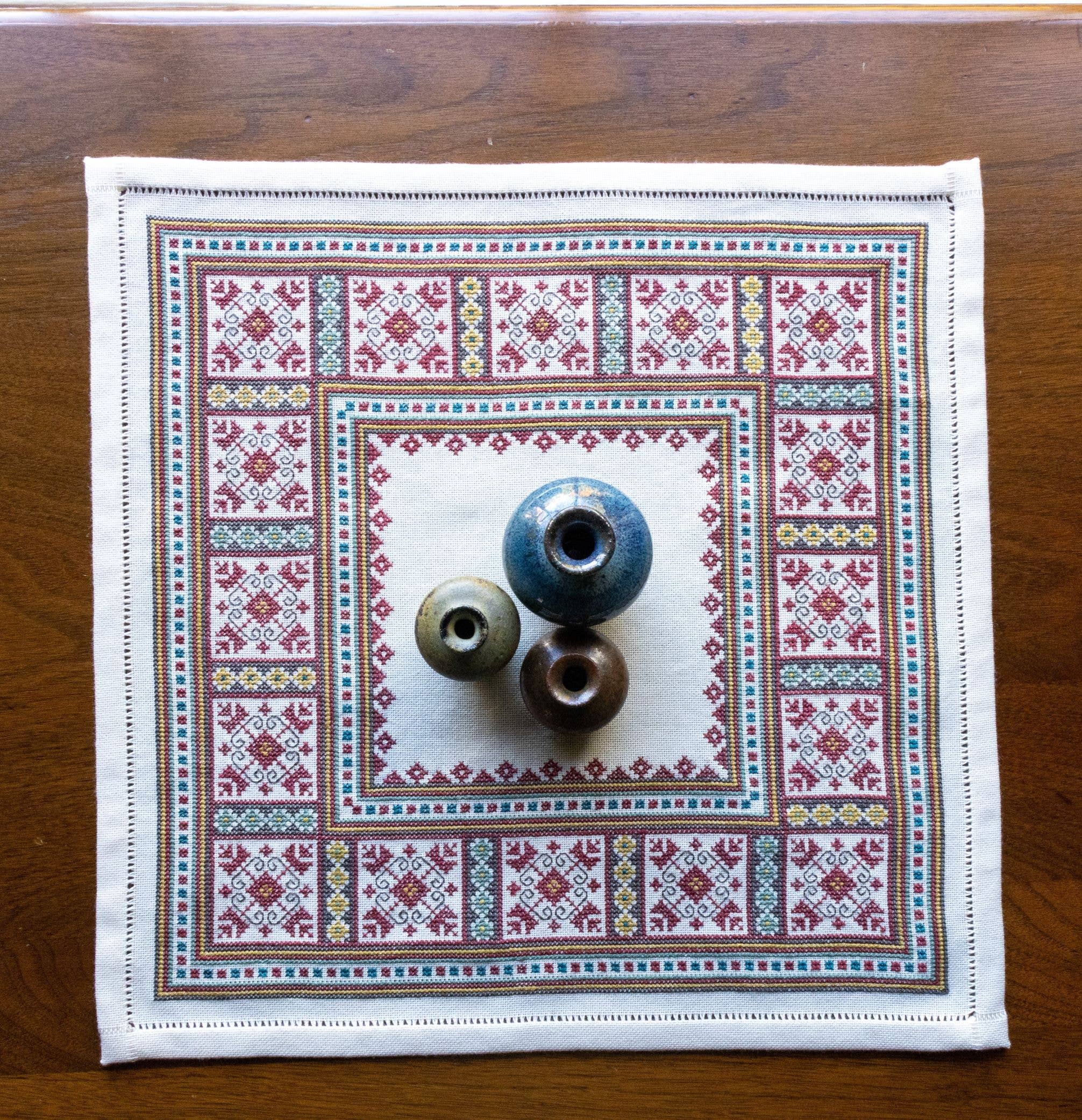 Ukrainian Tulips - Avlea Folk Embroidery - Cross Stitch Kit
