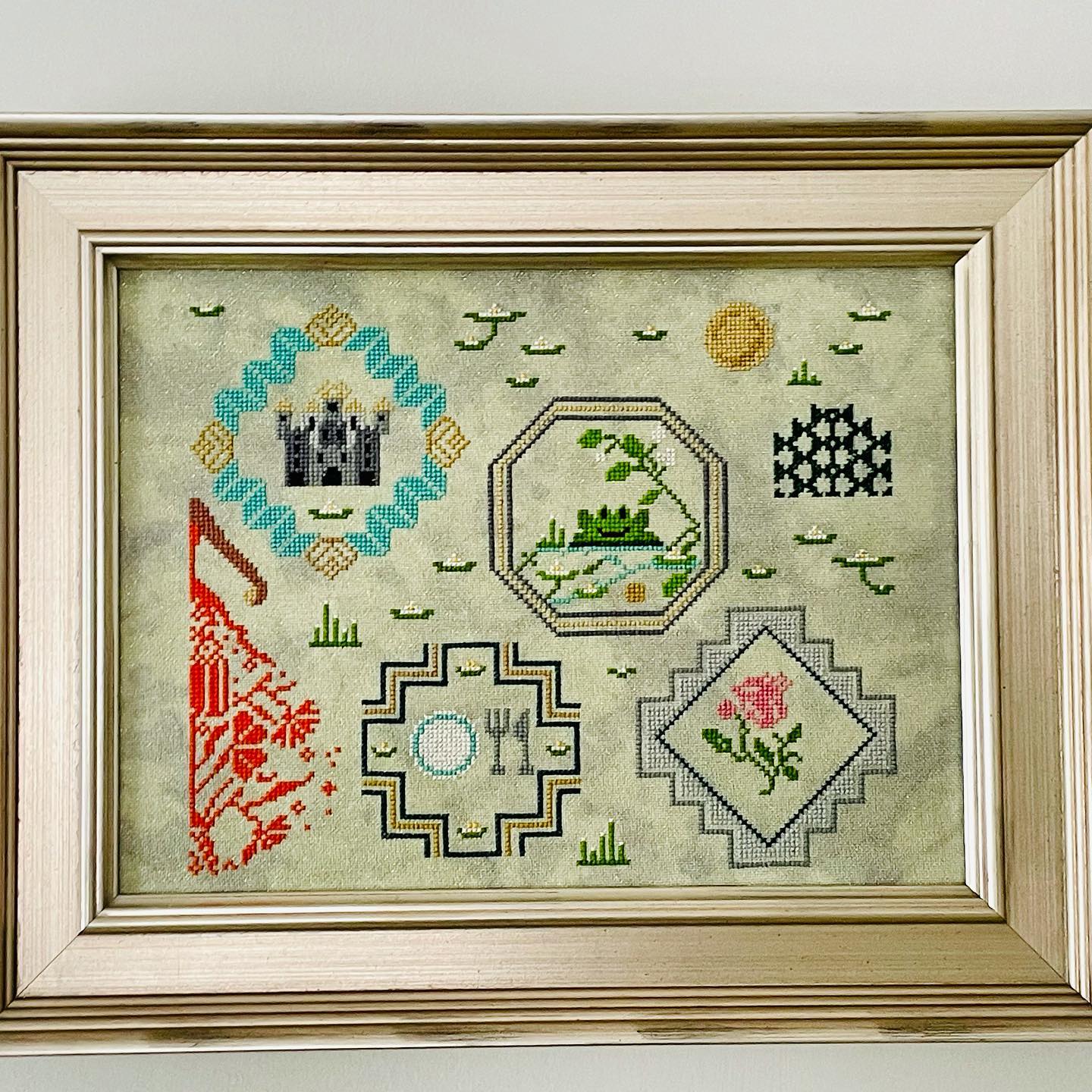 The Frog Prince (Quaker Fantasies) - AuryTM Designs - Cross Stitch Pattern