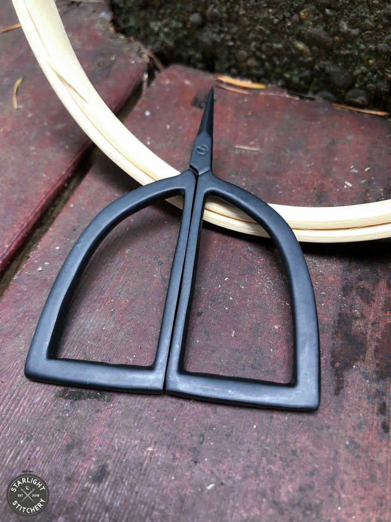 Pudgie Scissors - Kelmscott Designs